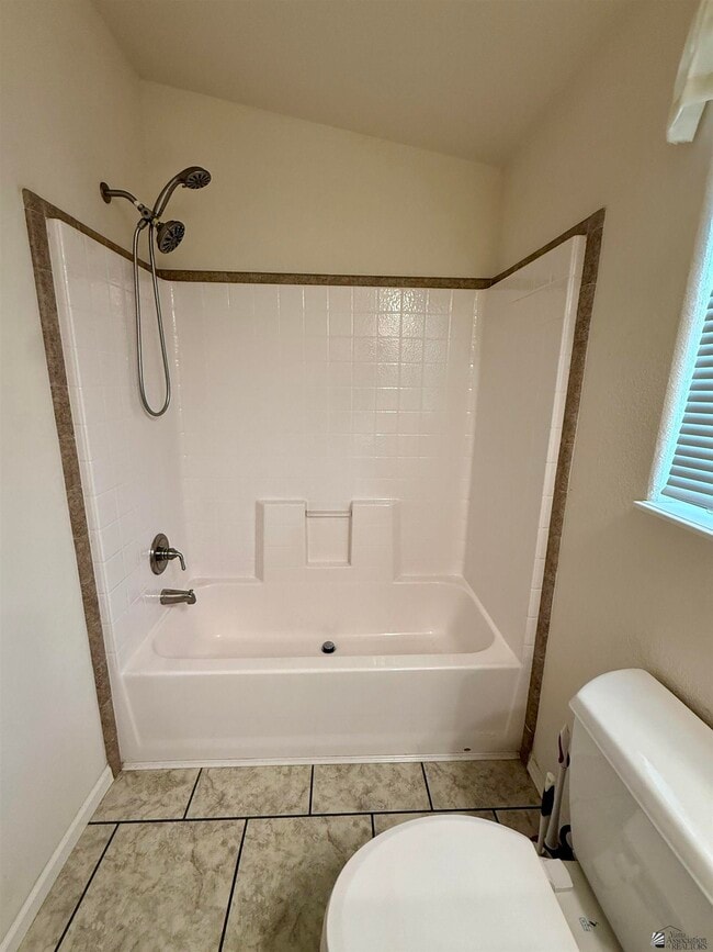 Building Photo - 13239 E 48th Dr