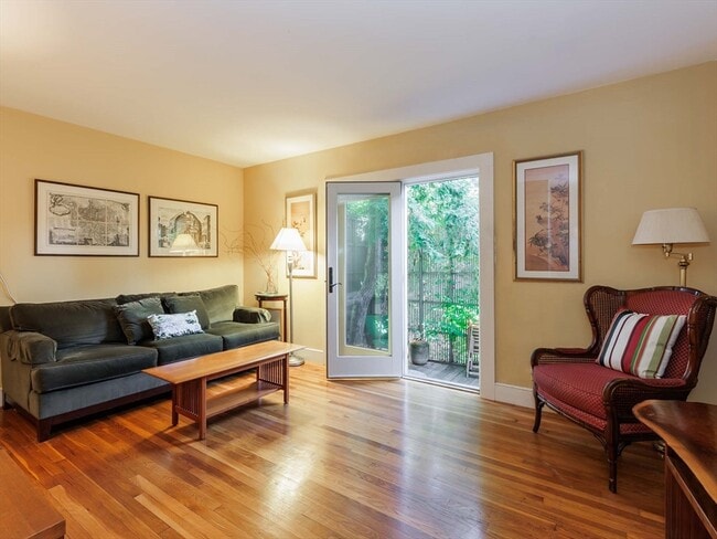 Building Photo - 53 Sacramento St