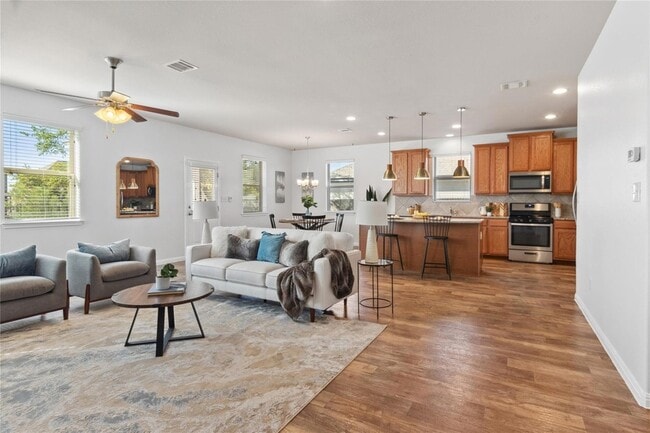 Building Photo - 208 Callahan Ln