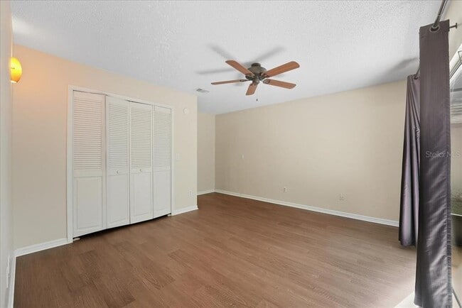 Building Photo - 4552 S Hampton Dr
