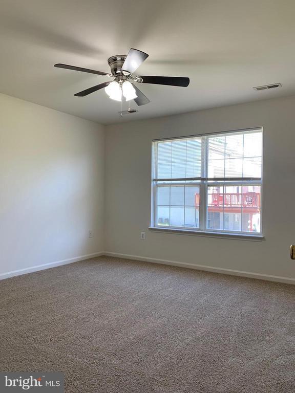 Building Photo - 109 Merrill Ct