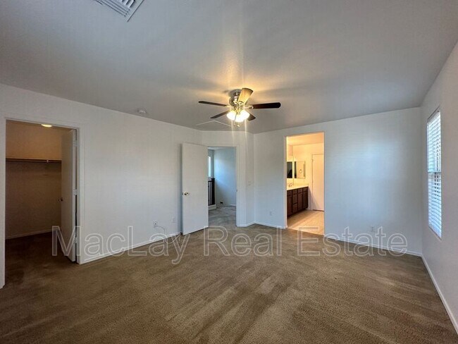 Building Photo - 2538 N 73rd Dr