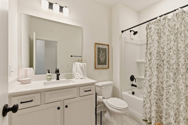 Building Photo - 6006 Mill Tree Ct