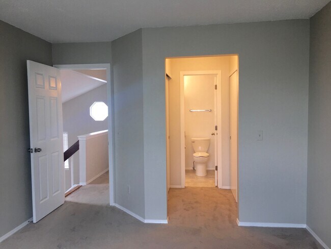 Building Photo - 9425 Joyce Ln.