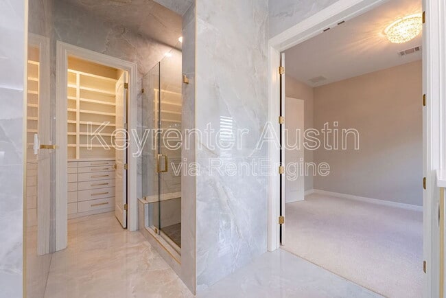 Building Photo - 617 Smarty Jones Ave