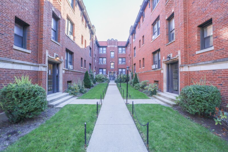 Building Photo - 2625 N Spaulding Ave
