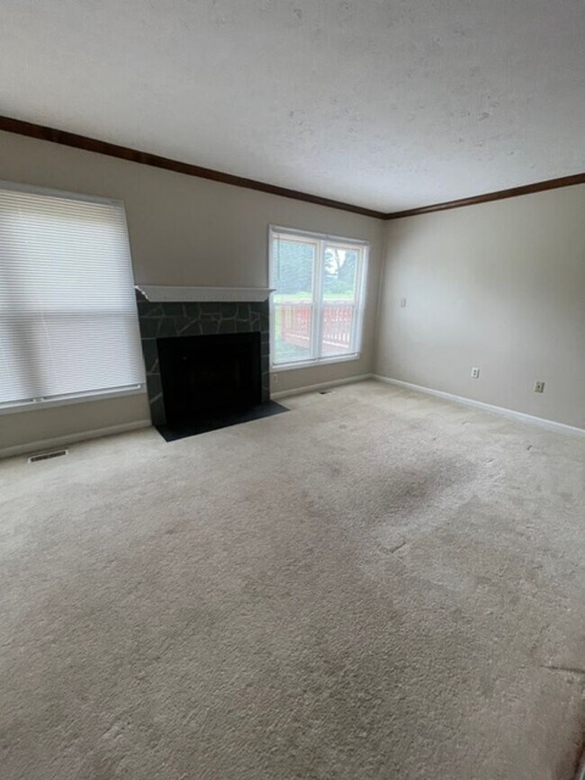 Building Photo - 806 Flagler Dr
