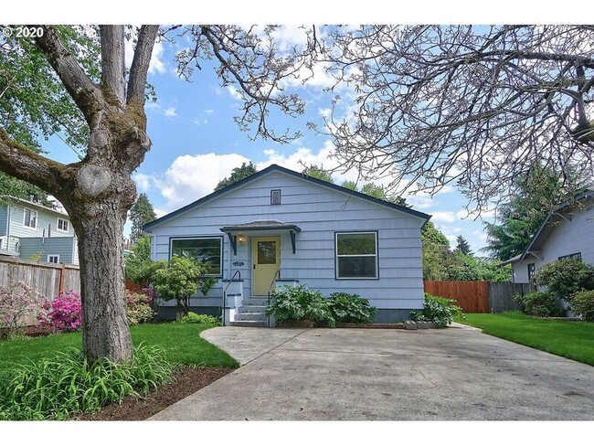 Primary Photo - 4516 SE 33rd Pl