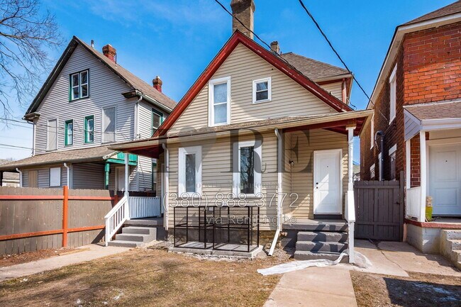 Building Photo - 97 N Central Ave