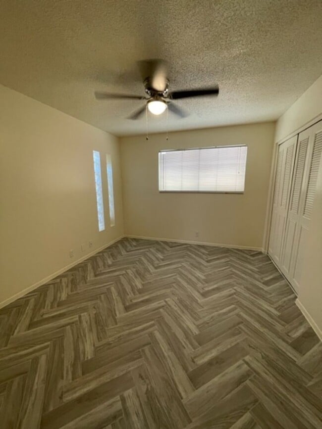 Building Photo - 8439 E Coronado Rd