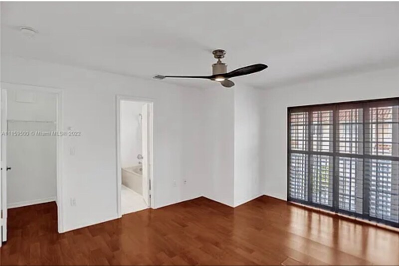 Building Photo - 7732 SW 94th Terrace