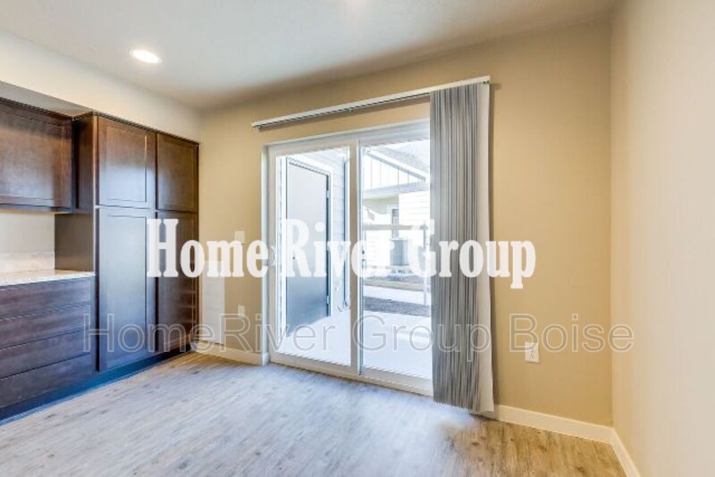 Building Photo - 4771 N Morninggale Dr