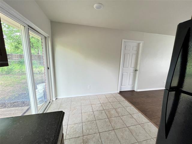 Building Photo - 114 S Manor Ct