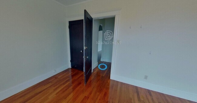 Building Photo - 349 Pleasant St