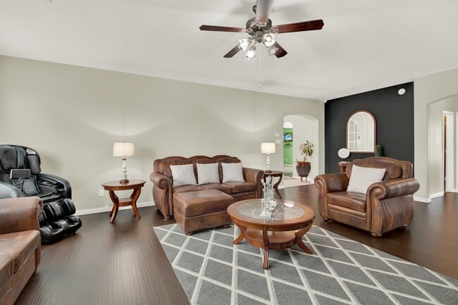 Building Photo - 15314 Hazen Point Dr
