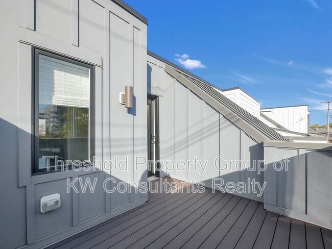 Building Photo - 1165 N 4th St