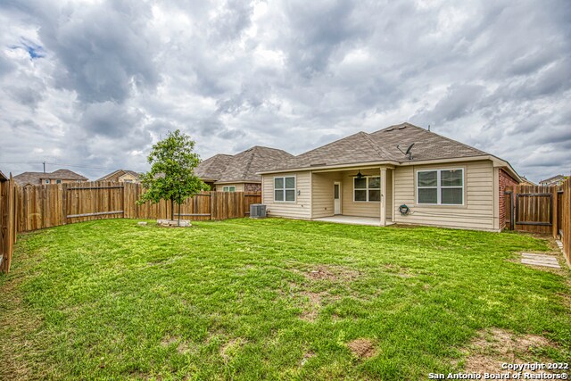 Building Photo - 7810 Creekshore Cove