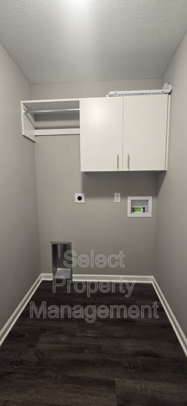 Building Photo - 12702 Towcester Court