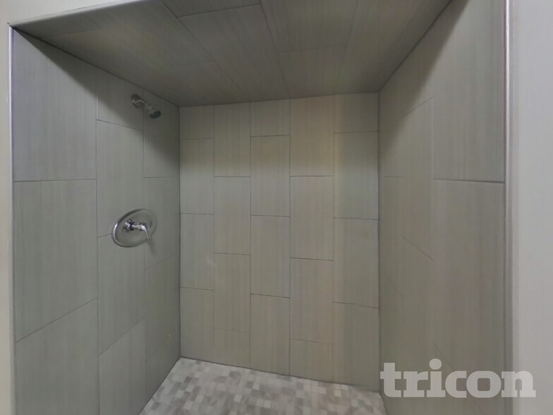 Building Photo - 13079 Spencer Ct