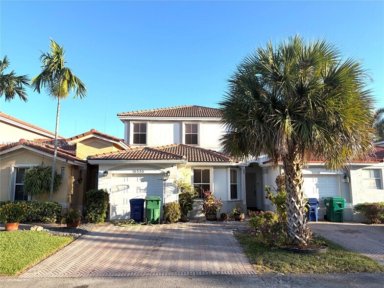 Building Photo - 16336 SW 48th Ter
