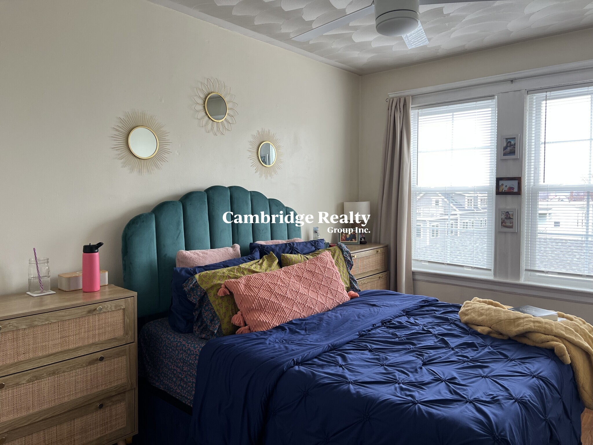 Building Photo - 66 Craigie St