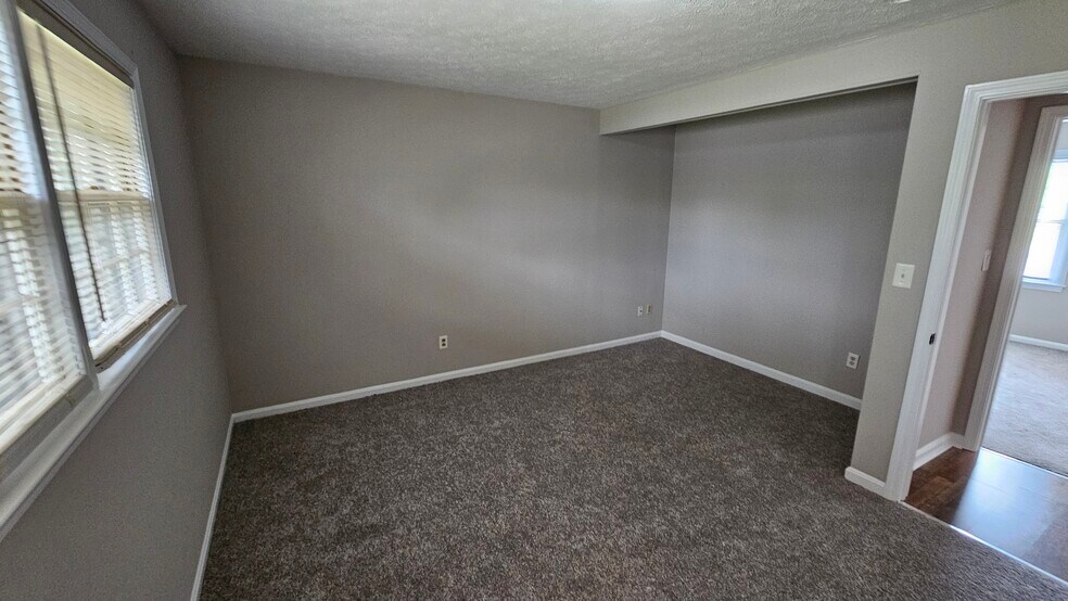 Primary Bedroom - 9323 Willowwood Way