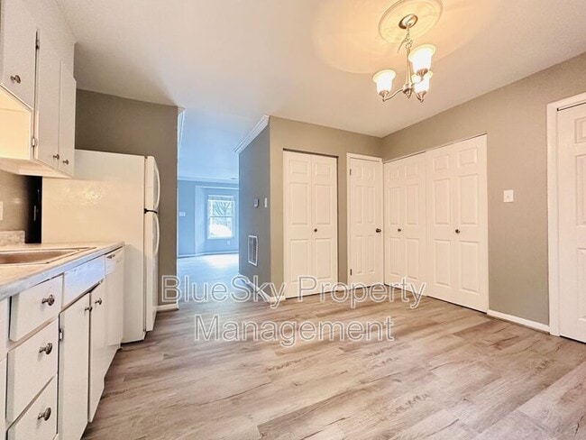 Building Photo - 2764 Gatewood Cir