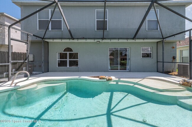 Building Photo - 2081 Brookshire Cir