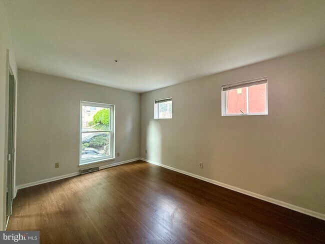 Building Photo - 1203 Gilpin Ave