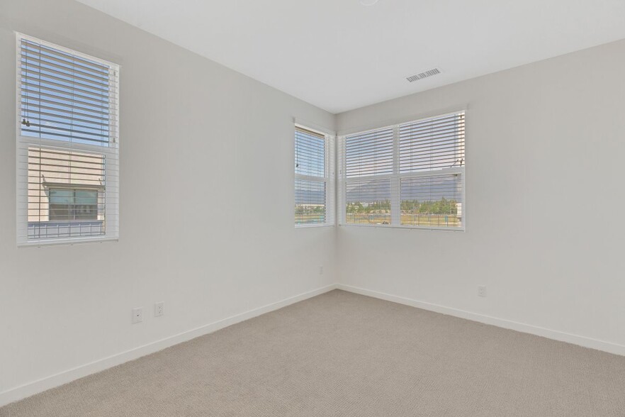 Building Photo - 4085 E Liliana Paseo