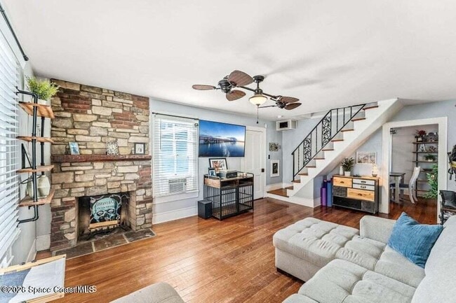 Building Photo - 1654 Highland Ave