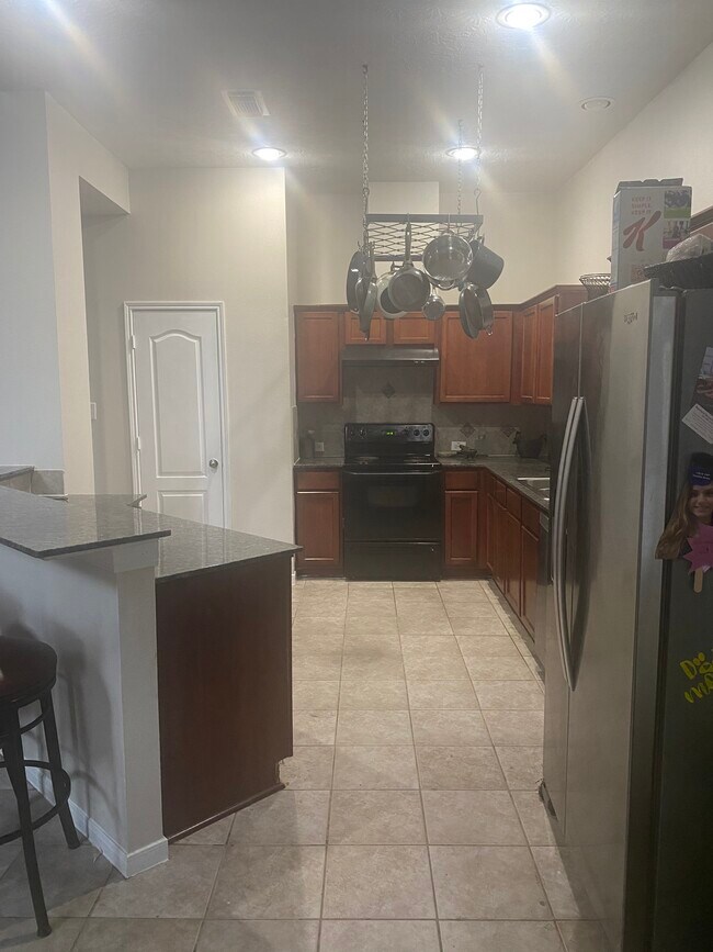 Building Photo - 10107 Olive Mount St