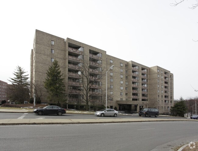 Primary Photo - Buckingham Condominiums