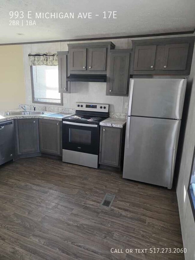 Building Photo - 993 E Michigan Ave