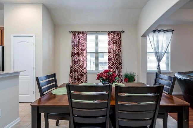 Building Photo - 6503 Evanmill Ln