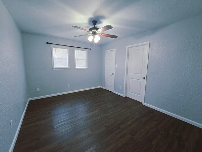 Building Photo - 3149 Crest Colony Ln