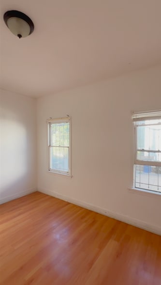 Building Photo - 2006 N Commonwealth Ave