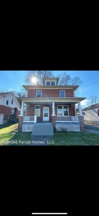 Building Photo - 1905 Dale Ave SE