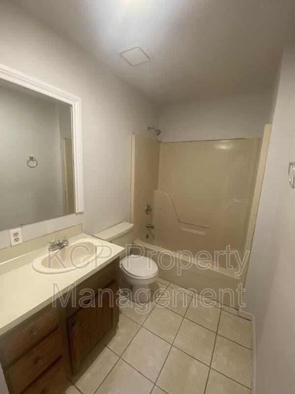 Building Photo - 336 Dogwood