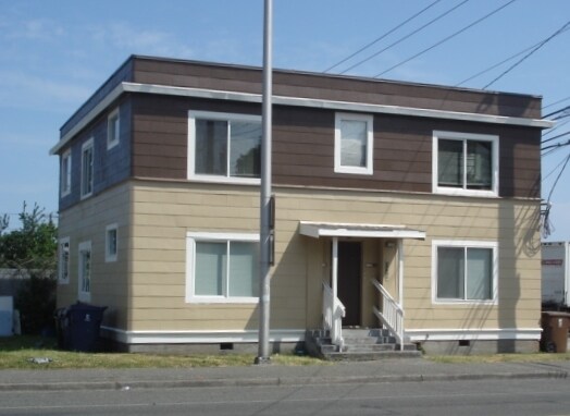 Primary Photo - 1121 S 15th St