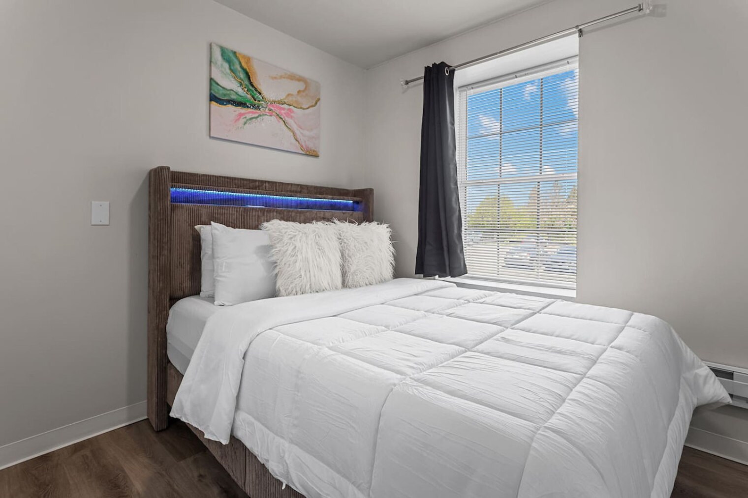 Building Photo - 1800 W Bethune St