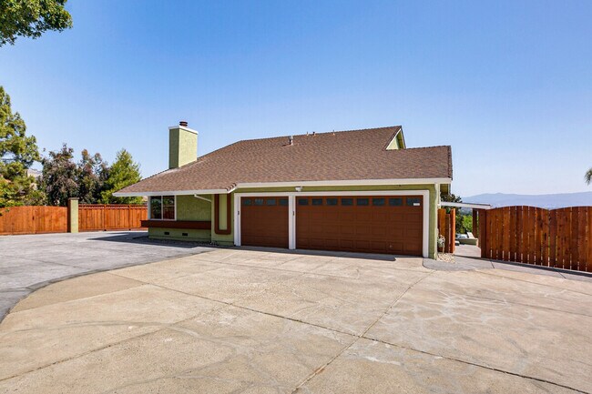Building Photo - 1253 Hickerson Ct