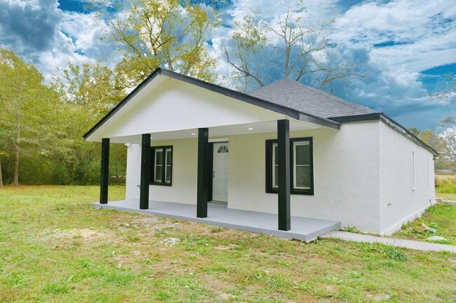 Building Photo - 1320 GA-154