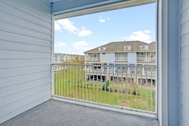 Building Photo - 2714 Veranda Falls