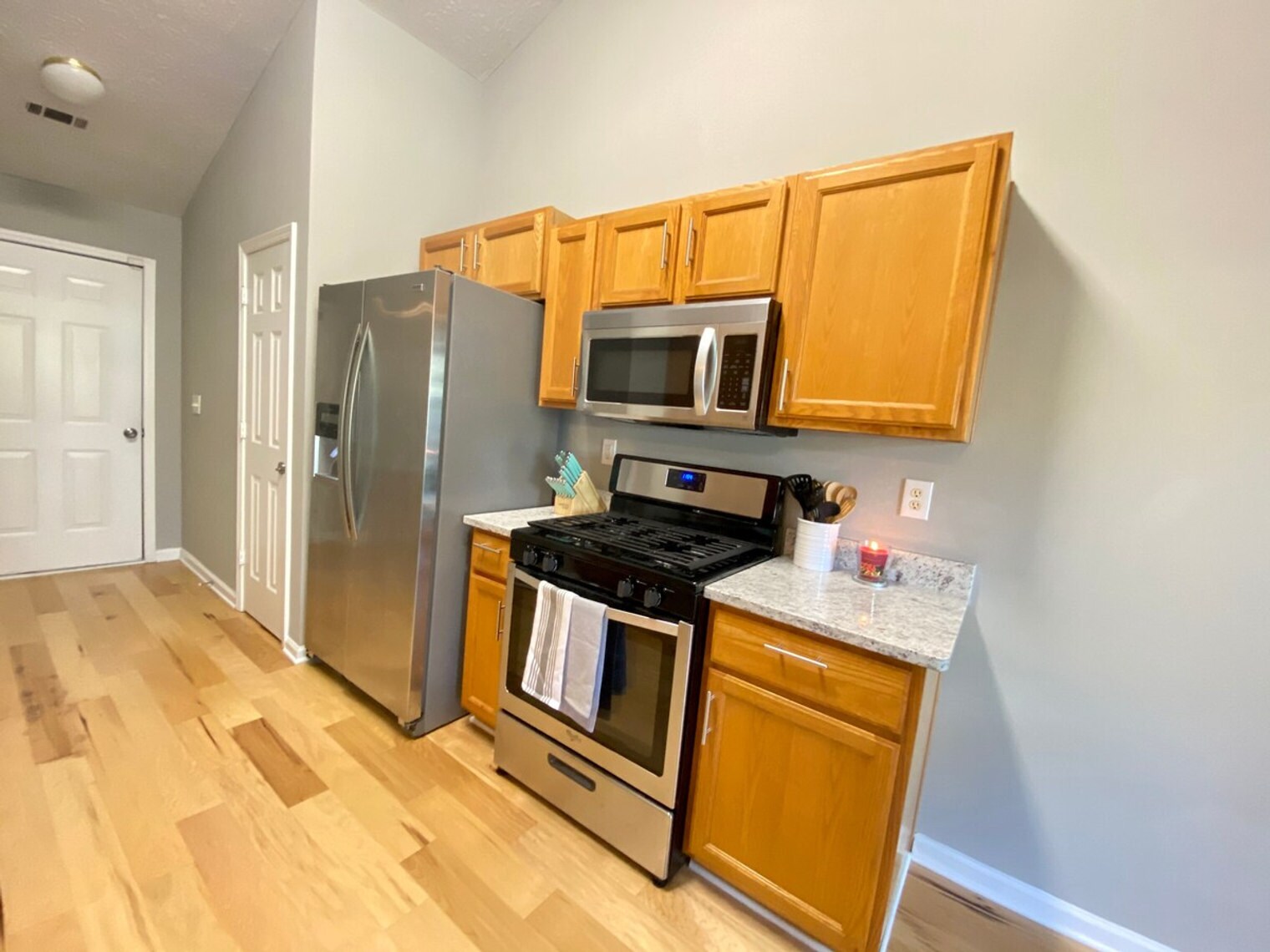 Building Photo - 6401 Germantown Dr
