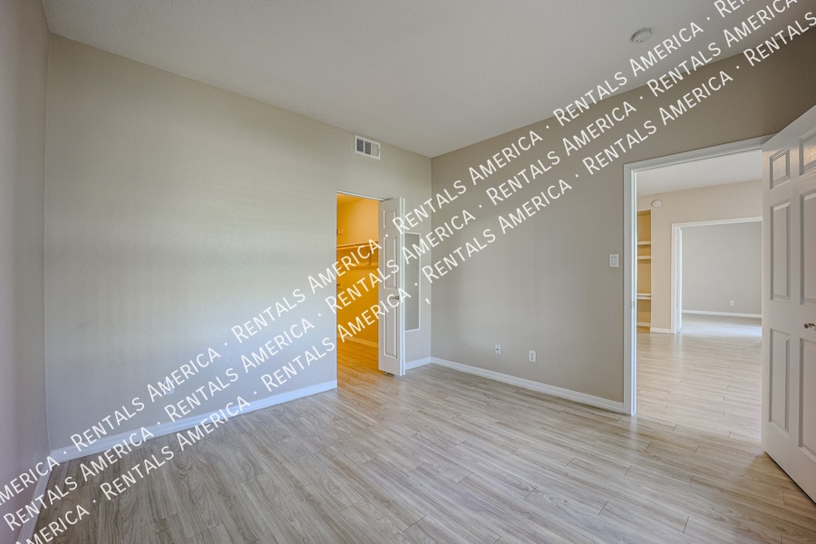 Building Photo - 855 N Dobson Rd