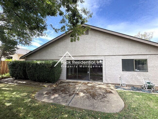 Building Photo - 11037 Mammoth River Ct