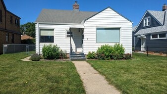 Building Photo - 3579 S Logan Ave