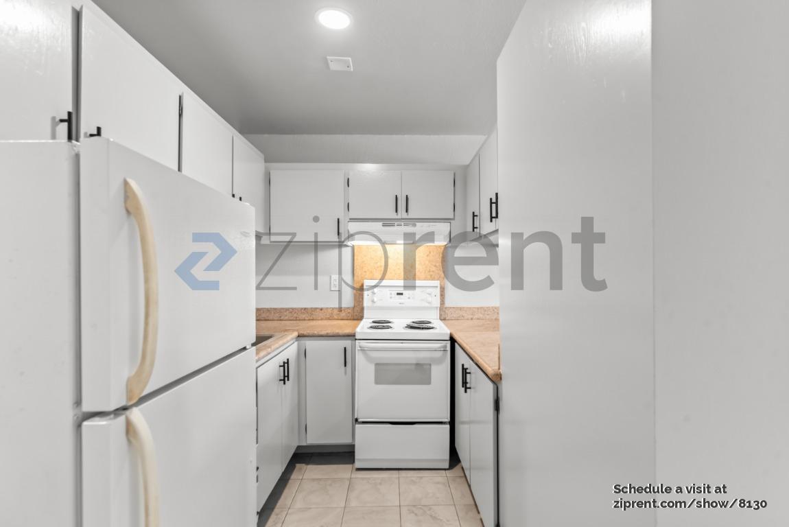 Building Photo - 468 90th St