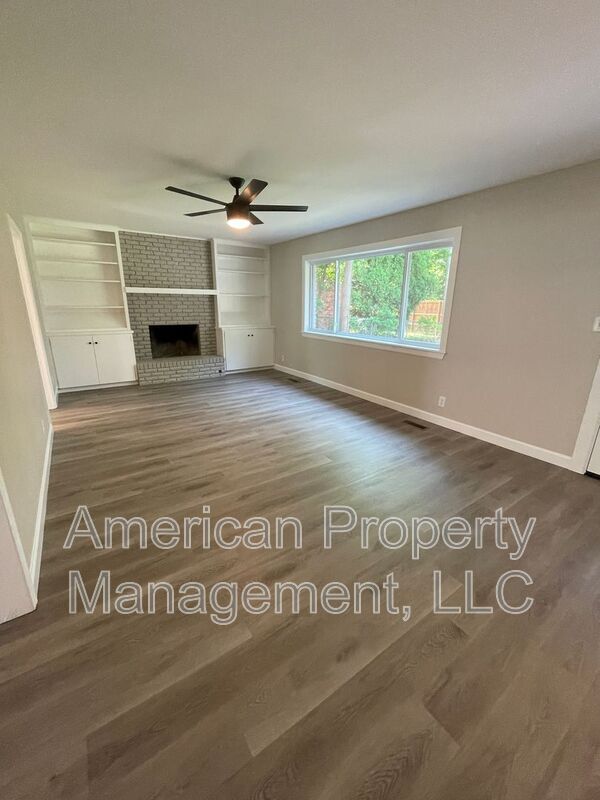 Building Photo - 7526 E 55th Pl